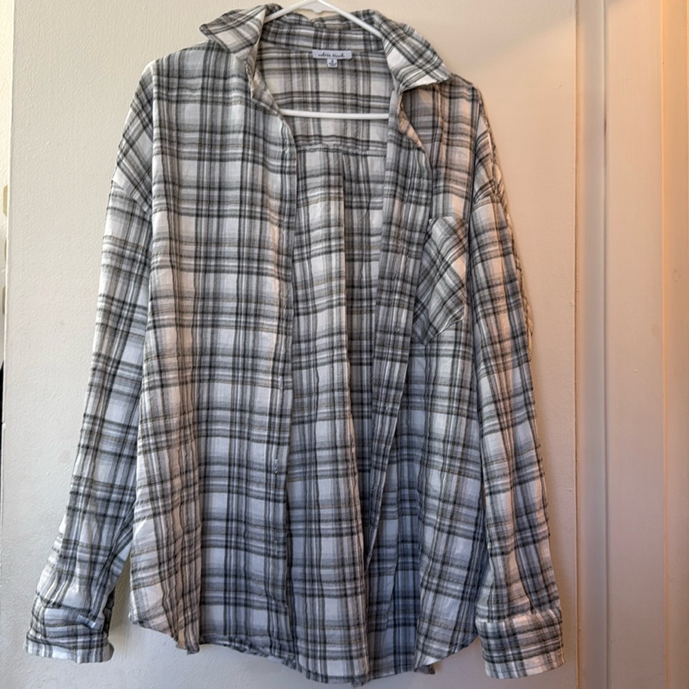 Thin plaid shirt